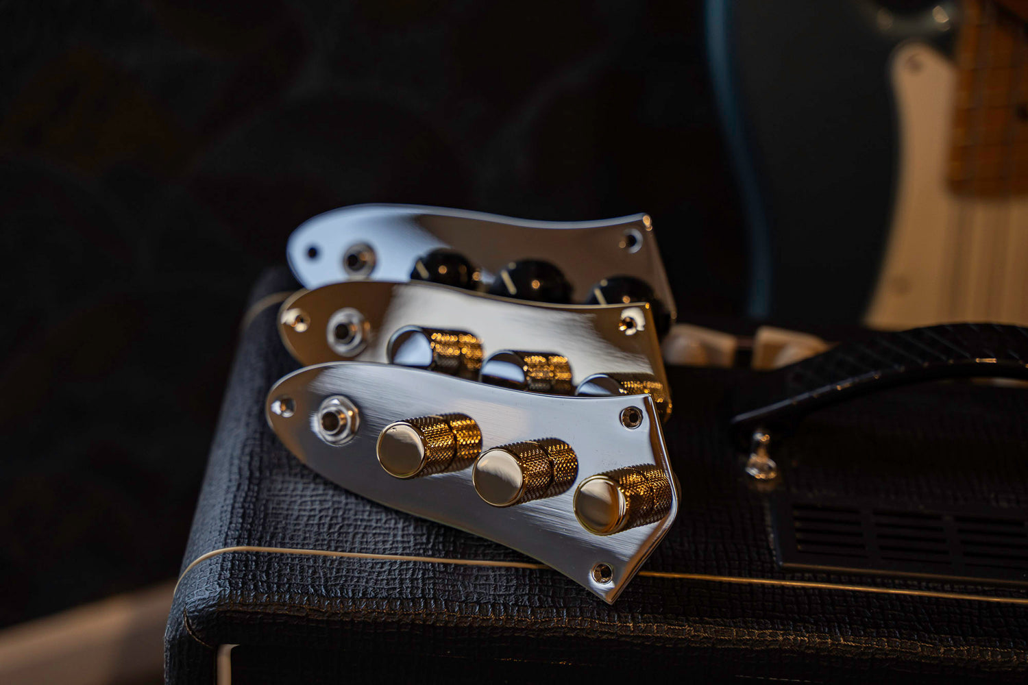 Custom Shop : Plaque de contrôle chargée pour Jazz Bass®