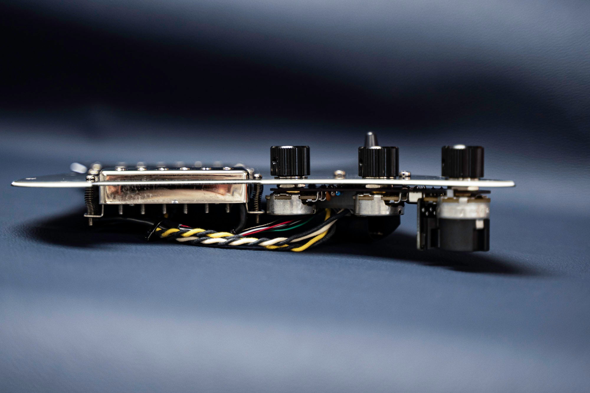 Sonderanfertigungen: HSS-bestücktes Schlagbrett für Strat®