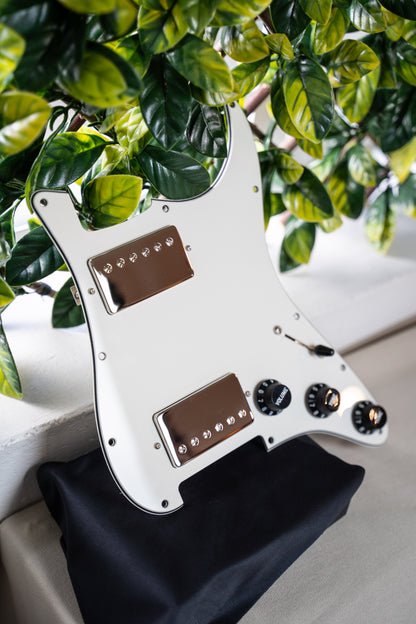 Custom Shop: HSS Loaded Pickguard für Strat®